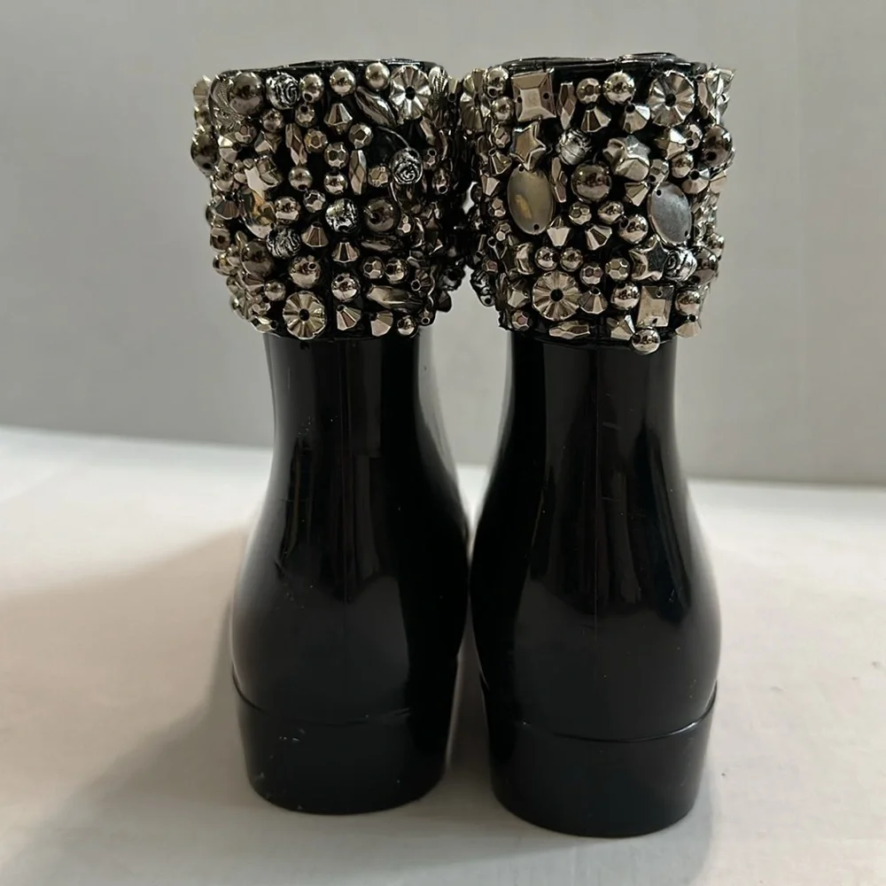 Women's Detailed Silver Strap with cool design ankle Rain Boots black/Silver 7